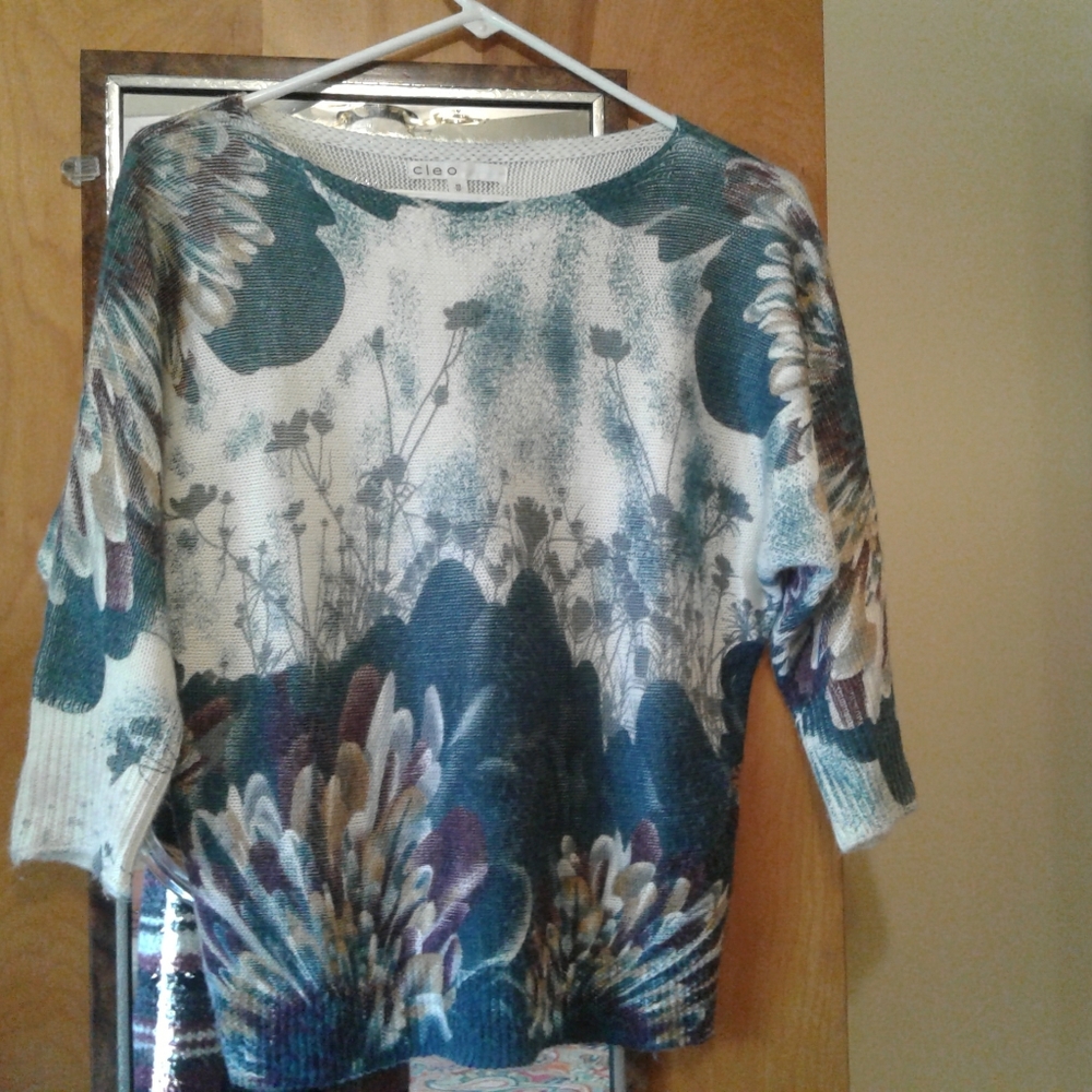 Cleo lightweight sweater
